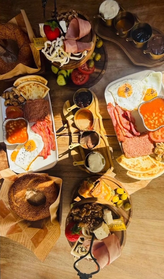 main highlight image