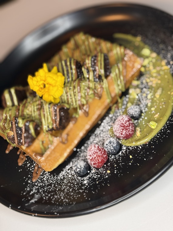 Best-selling luxury dessert topped with premium sauces and fresh ingredients