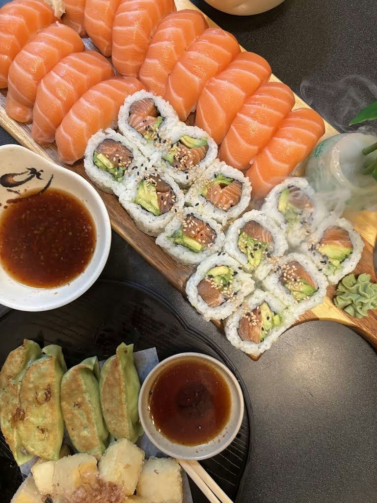 sushi restaurant in surrey, Guildford sushi house