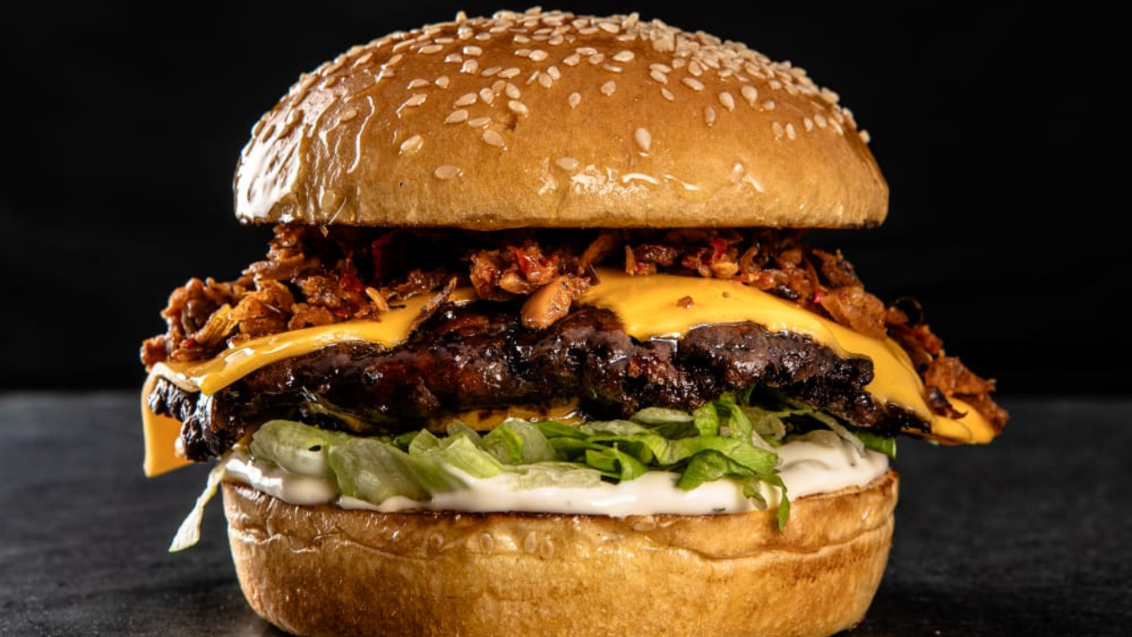 Black Pepper Smash Burger