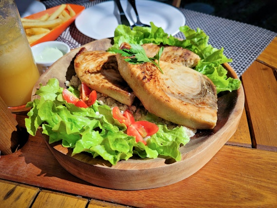 main highlight image