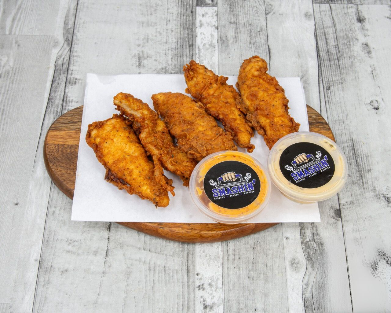 5 chicken tenders with dip