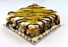 Pistacchio and Nutella tiramisù cake, alcohol-free and coffee-free