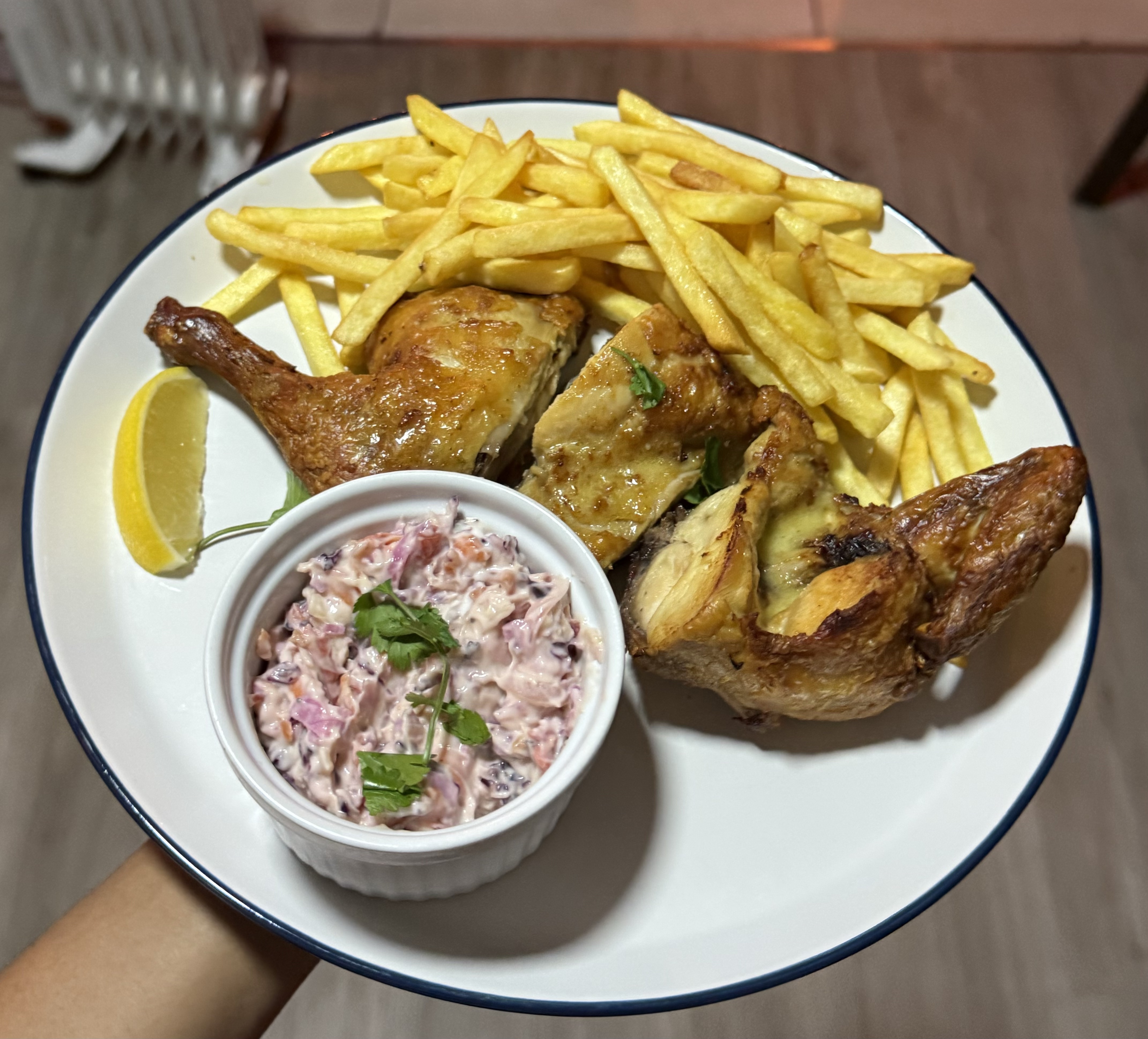 Chicken with chips and coleslaw